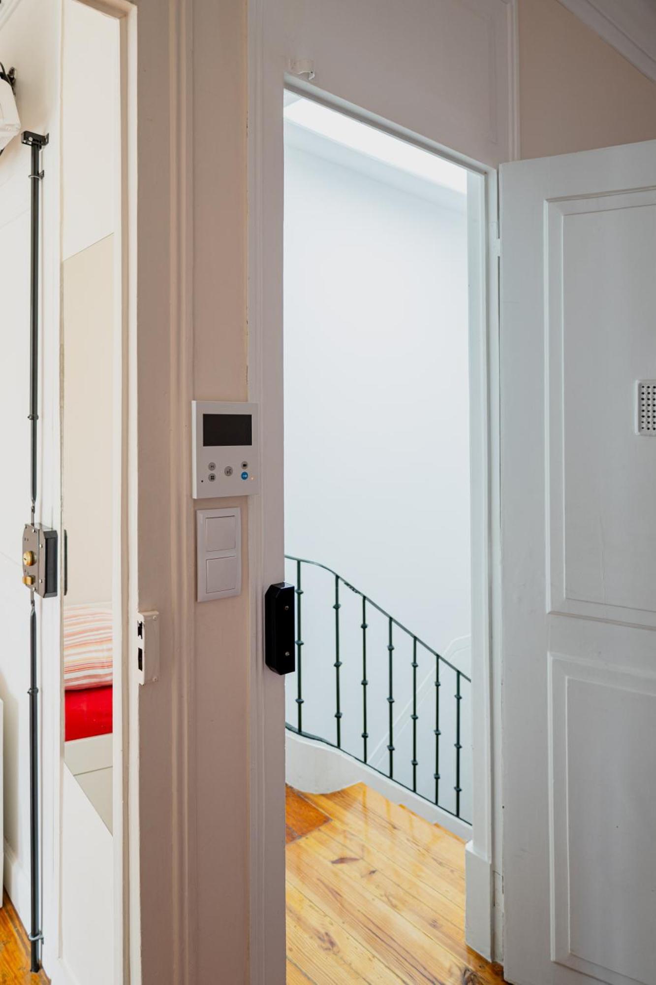 Angels Homes-N27, 3ºfloor - Bairro Tipico, Centro Lisboa Eksteriør billede